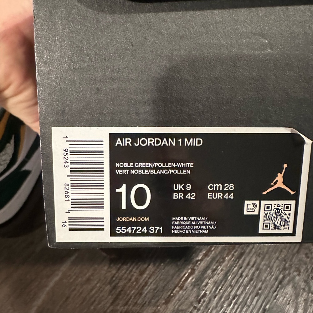 Nike air Jordan 1 Mid - Picture 2 of 5